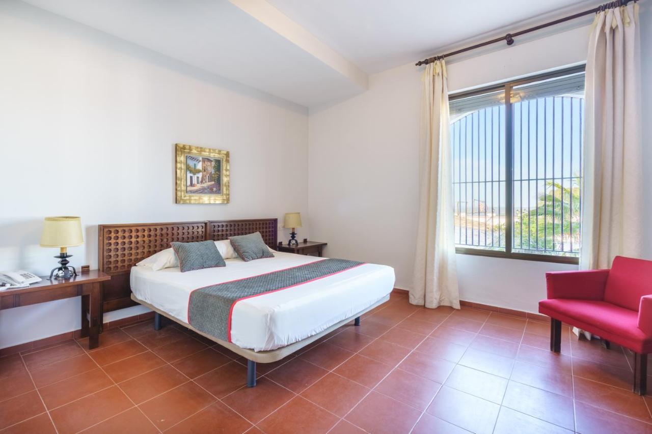 Venta Del Alto Hotel Las Cumbres By Vivere Stays El Garrobo Exteriör bild