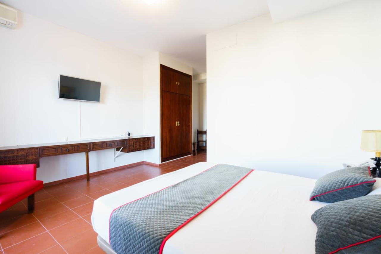Venta Del Alto Hotel Las Cumbres By Vivere Stays El Garrobo Exteriör bild