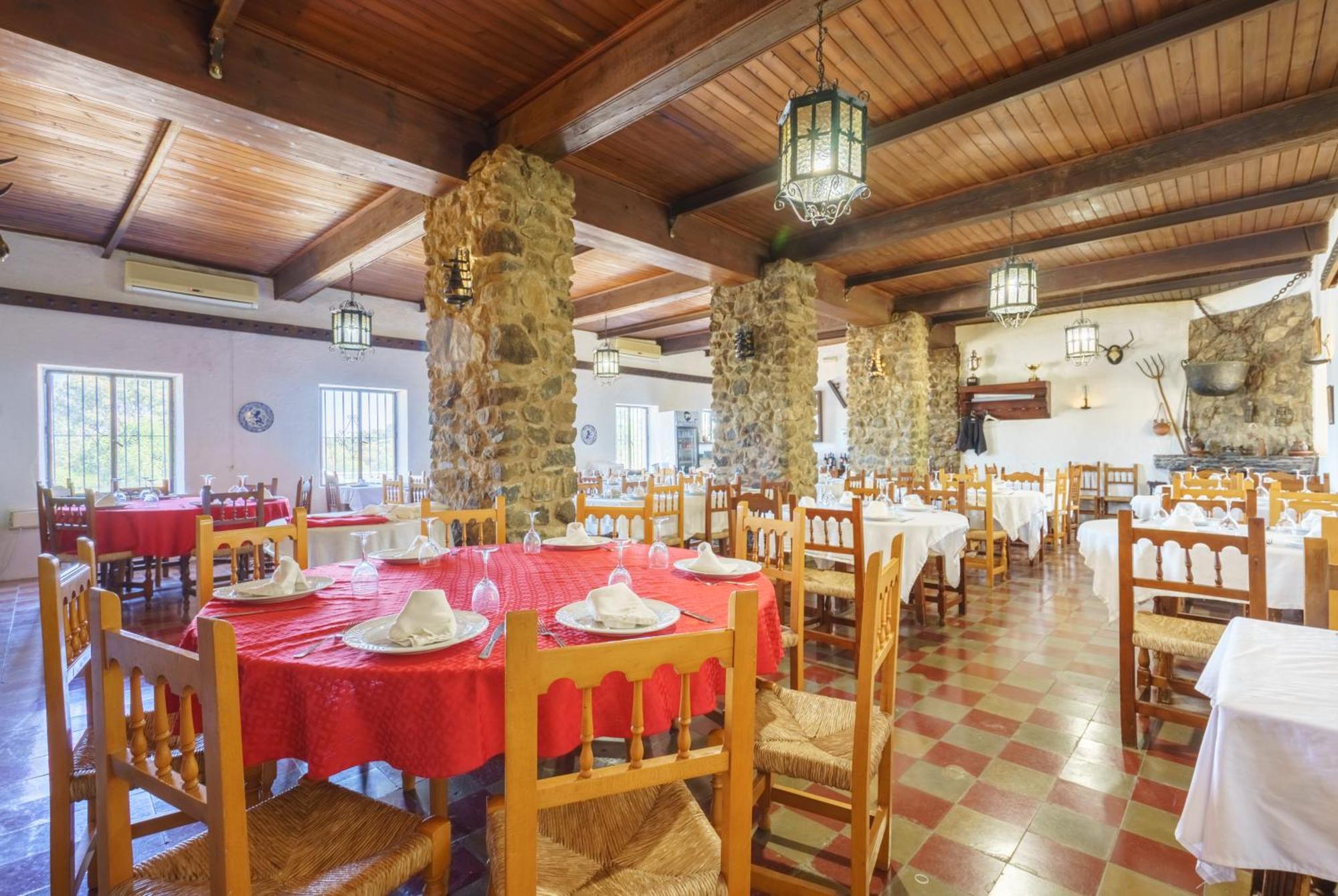 Venta Del Alto Hotel Las Cumbres By Vivere Stays El Garrobo Exteriör bild